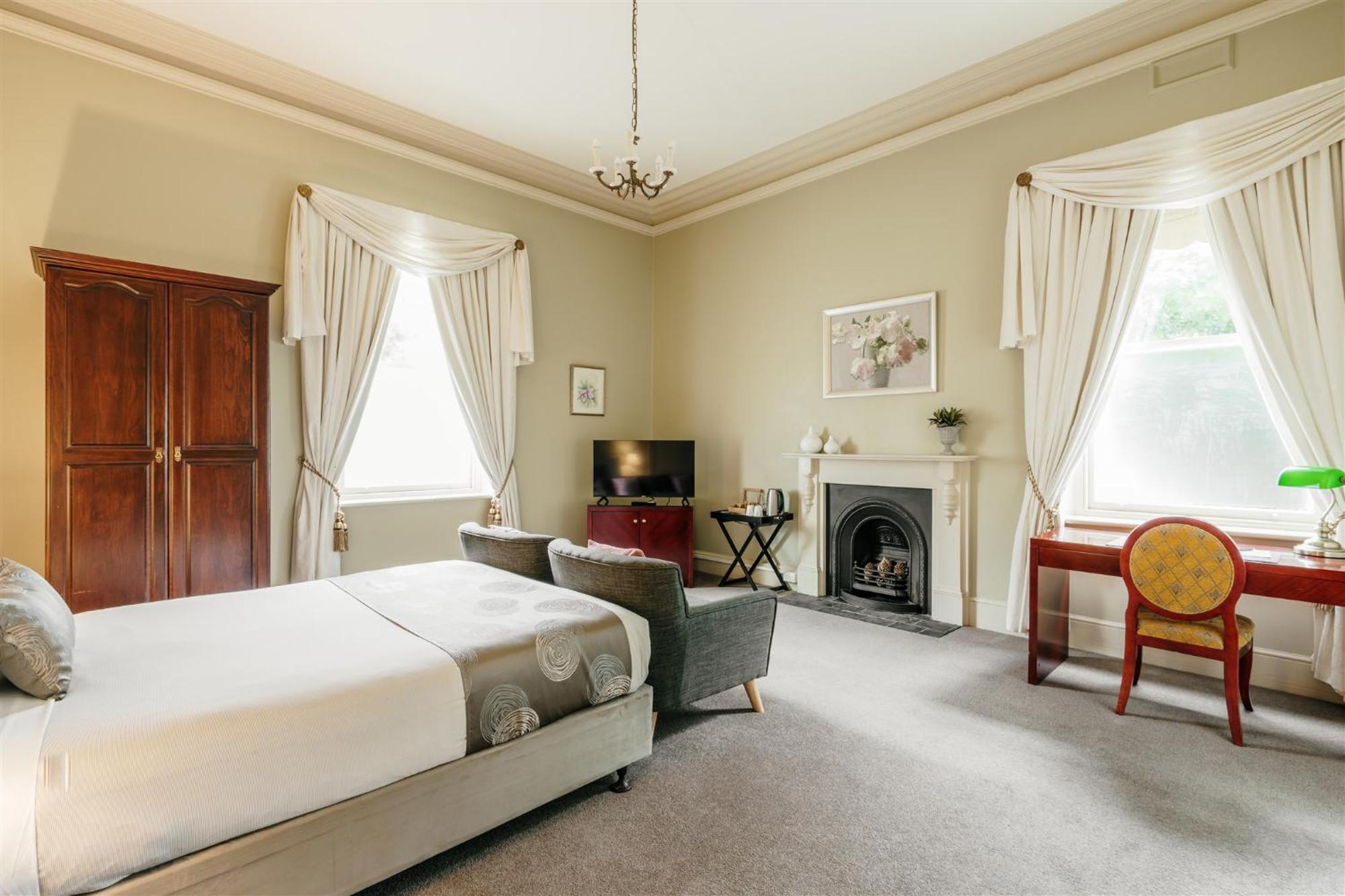 Waratah On York Hotel ลอนเชสตัน ภายนอก รูปภาพ
